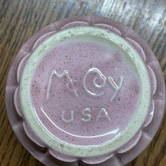 COPY - McCoy pink planter - Picture 3 of 4